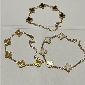Elegant Gold and Black Clover Bracelet Set